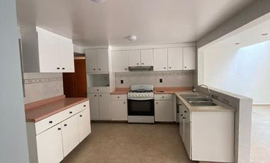 Casa en condominio a renta a un costado de Patio Tlalpan.