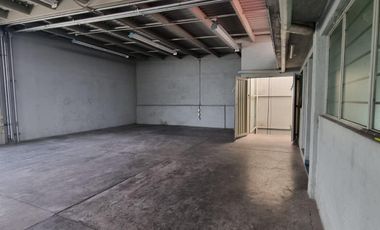 Bodega en Renta en Tabaquillo con Av Ferrocarril Central Victoria GIS 24-2900