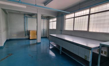 Bodega en Renta en Tabaquillo con Av Ferrocarril Central Victoria GIS 24-2900