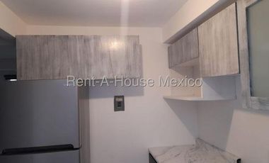 Casa en  renta amueblada en Los Sauces San Antonio La Isla San Lucas Tepemajalco