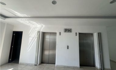 Oficinas de lujo en Renta en Zona Plateada, Torres de Plata