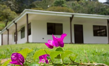 🏡 CASA CAMPESTRE EN ARRIENDO UBICADA EN RIONEGRO SECTOR SAJONIA
