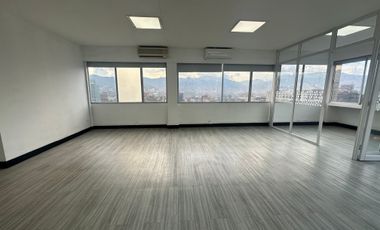 🏡 OFICINA EN ARRIENDO UBICADA EN EL POBLADO SECTOR PARQUE LLERAS