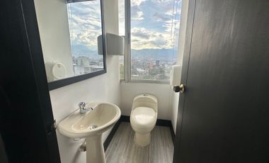 🏡 OFICINA EN ARRIENDO UBICADA EN EL POBLADO SECTOR PARQUE LLERAS