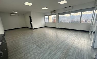 🏡 OFICINA EN ARRIENDO UBICADA EN EL POBLADO SECTOR PARQUE LLERAS