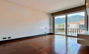 Moderna Casa con terraza en el exclusivo conjunto Guarigua, Cajicá