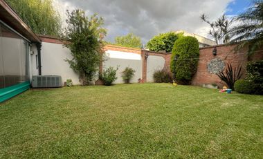 Chalet en Venta Ramos Mejia / La Matanza (A004 4629)