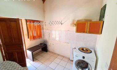 Venta casa 5 ambientes con cochera y jardín en Quilmes Oeste
