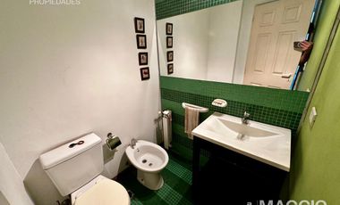 Venta Casa tipo Triplex en Villa Sarmiento