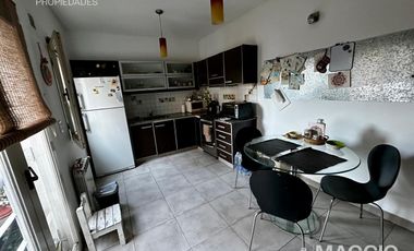 Venta Casa tipo Triplex en Villa Sarmiento