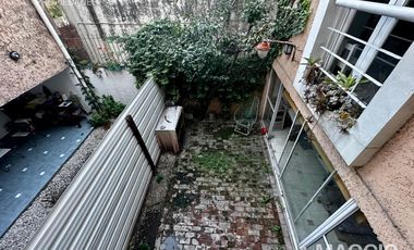 Venta Casa tipo Triplex en Villa Sarmiento