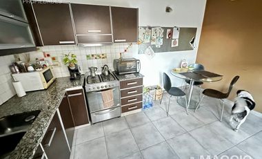 Venta Casa tipo Triplex en Villa Sarmiento