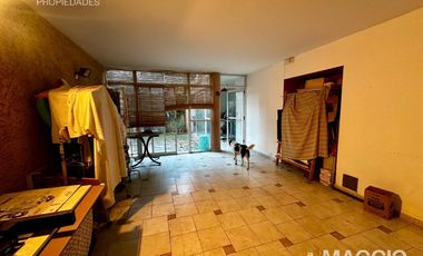 Venta Casa tipo Triplex en Villa Sarmiento
