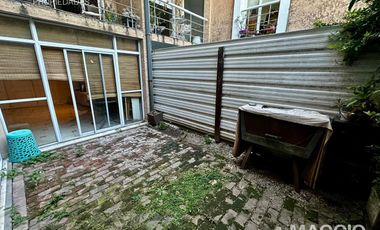 Venta Casa tipo Triplex en Villa Sarmiento