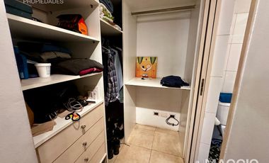 Venta Casa tipo Triplex en Villa Sarmiento