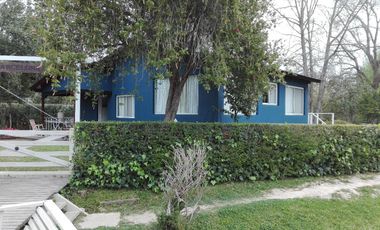 Casa en venta - 2 Dormitorios 2 Baños - 1.330Mts2 - Islas de Tigre