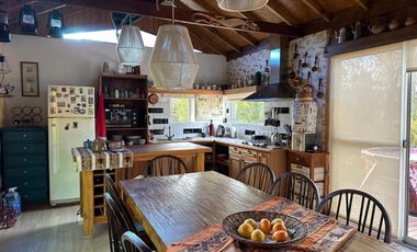 Casa en venta - 2 Dormitorios 2 Baños - 1.330Mts2 - Islas de Tigre