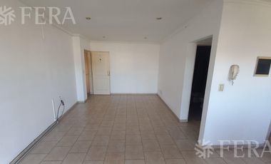 Alquiler de PH 2 ambientes con balcón en Wilde
