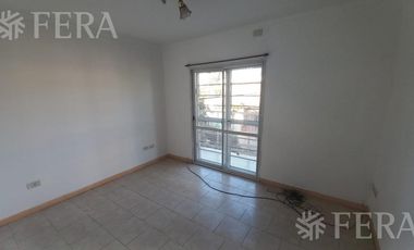 Alquiler de PH 2 ambientes con balcón en Wilde