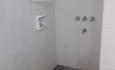 Casa en lote grande con piscina
