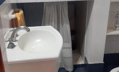 Casa en lote grande con piscina