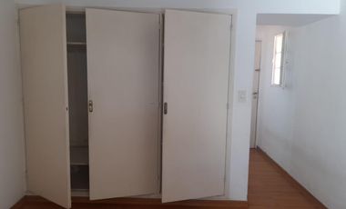 Casa en lote grande con piscina