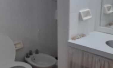 Casa en lote grande con piscina