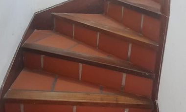 Casa en lote grande con piscina