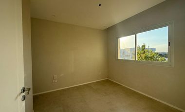 Casa en  venta en Acacias con pileta y  todos los cuartos en suites
