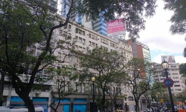 Oficina de 3 ambientes con baño privado  en Monserrat