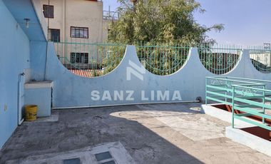 Calle Cuautla: Cómodo e iluminado departamento 2 recamaras con cocineta.