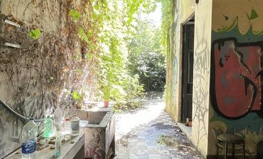 Local en venta, Montevideo e/7 y 8, Berisso