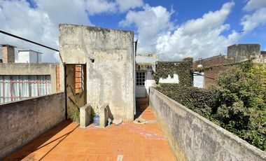Local en venta, Montevideo e/7 y 8, Berisso