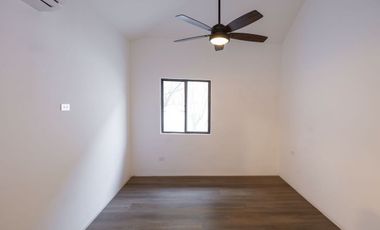 CASA EN VENTA EN RESIDENCIAL CHIPINQUE
