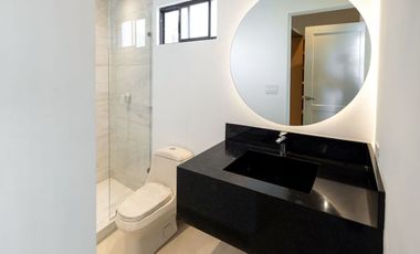 CASA EN VENTA EN RESIDENCIAL CHIPINQUE