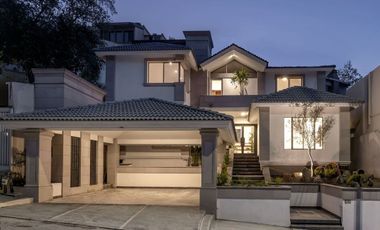 CASA EN VENTA EN RESIDENCIAL CHIPINQUE