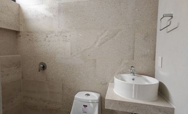 Casa en renta a estrenar dentro de condominio en Zapopan.