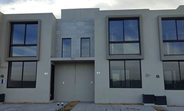 Casa en renta a estrenar dentro de condominio en Zapopan.