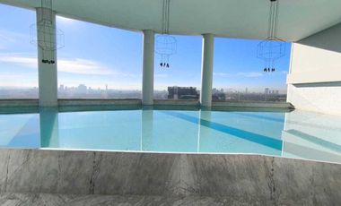 Se renta departamento en Park Life (Plaza Pabellón)