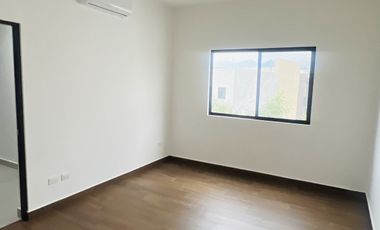 Hermosa Casa en Venta  en Altares Residencial