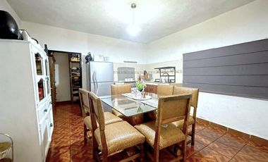 Casa con Casita en Venta en San Miguel – Vive y Renta en Excelente Ubicación