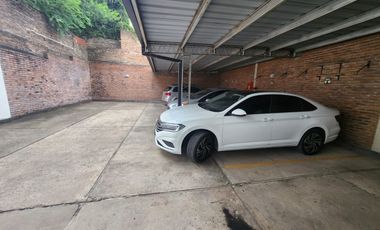 ALQUILO DEPTO 2 DOR CON COCHERA ZONA PARQUE $600.000+EXP+IMP