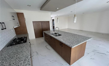 CASA EN VENTA VALLES DEL MOLINO