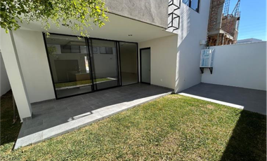 CASA EN VENTA VALLES DEL MOLINO