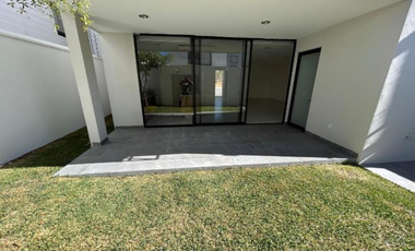 CASA EN VENTA VALLES DEL MOLINO