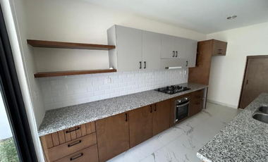 CASA EN VENTA VALLES DEL MOLINO