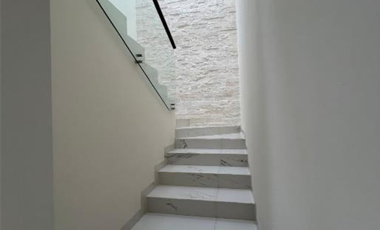 CASA EN VENTA VALLES DEL MOLINO