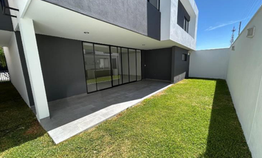 CASA EN VENTA VALLE DEL MOLINO