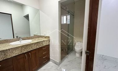 Casa en Renta zona Herradura