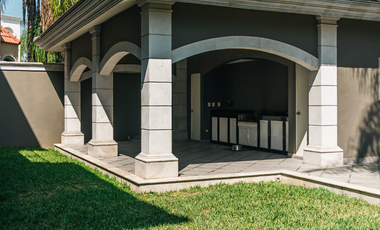 Residencia de Espectacular en La Herradura